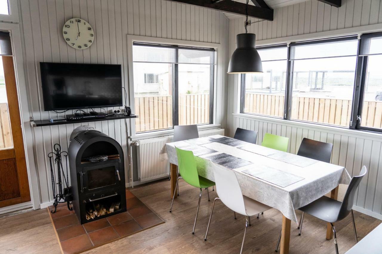 Black Beach Cottage Þorlákshöfn المظهر الخارجي الصورة